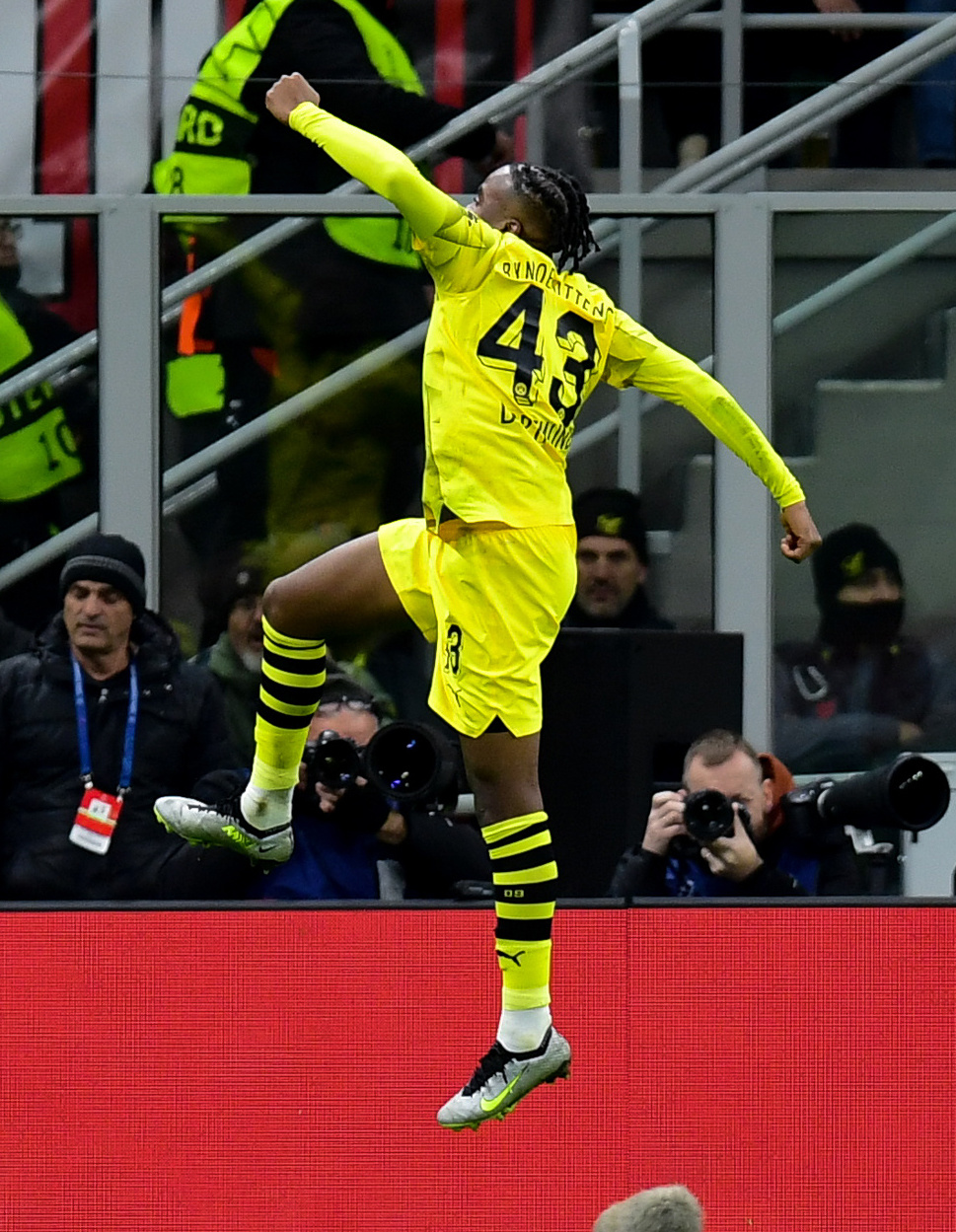 爱游戏体育官网包含集结日欧冠焦点战，多特蒙德伤情更新，赛场秩序良好，心理建设被强调的词条